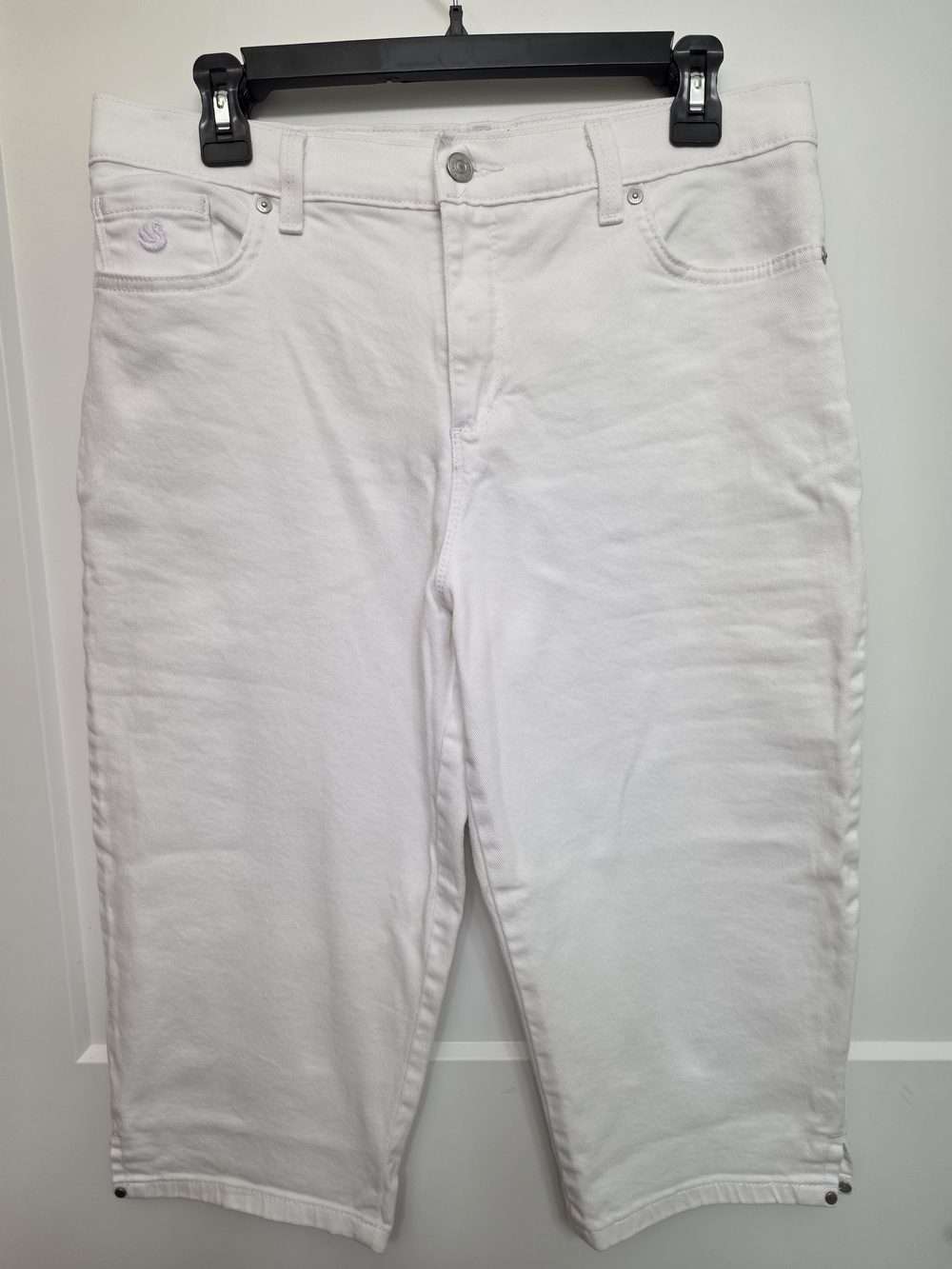 Gloria Vanderbilt White Stretch Capris